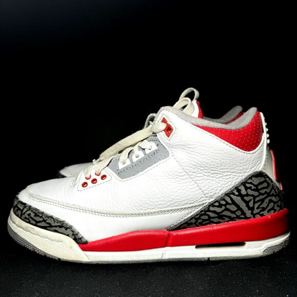 Size 6.5 - Nike Air Jordan 3 Retro GS Fire Red 2022 Men's Shoes - Picture 9 of 9